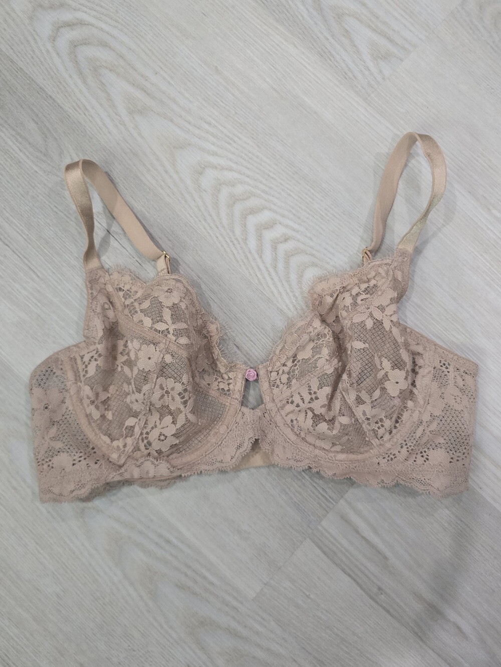 Victoria's Secret Bra Unlined Underwire Sexy Lace Adjustable Strap 34D